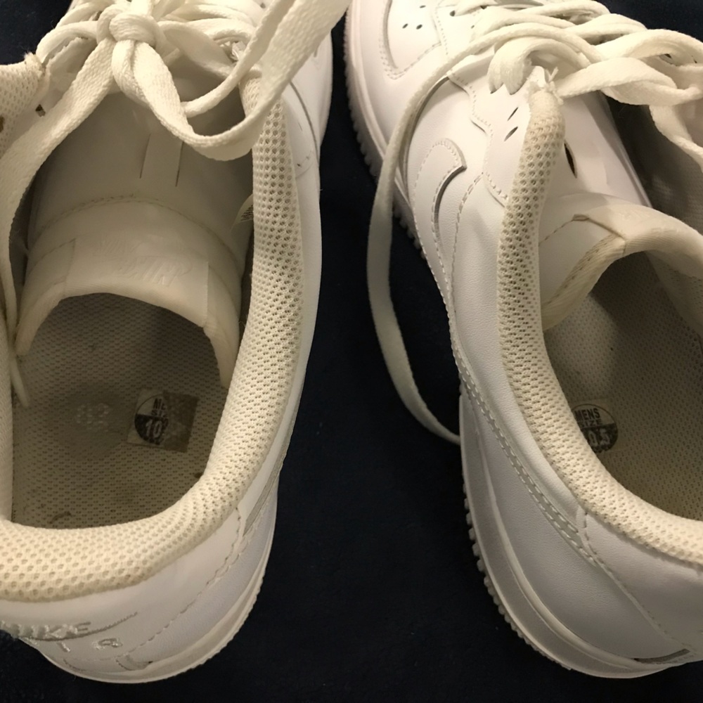 SZ 10 Nike Air Force Ones - Picture 4 of 7